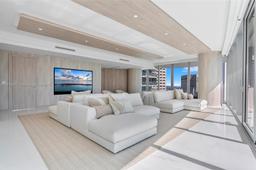 Picture of 300 Biscayne Blvd Way # 2701, Miami, FL 33131