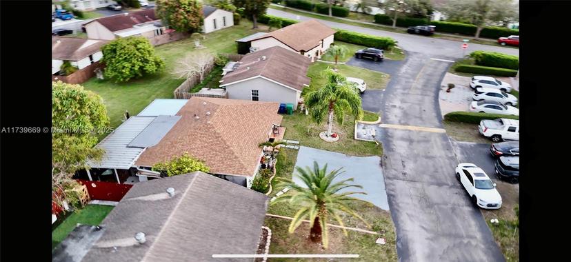 Picture of 4215 SW 138Th Ct # 4215, Miami FL 33175