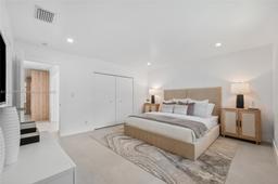 Picture of 326 SE 3Rd St, Dania Beach, FL 33004