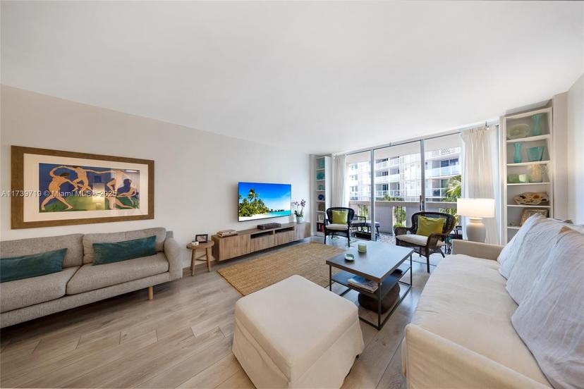 Picture of 800 West Ave # 338, Miami Beach FL 33139