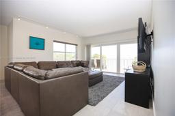 Picture of 300 Bayview Dr # 216, Sunny Isles Beach, FL 33160