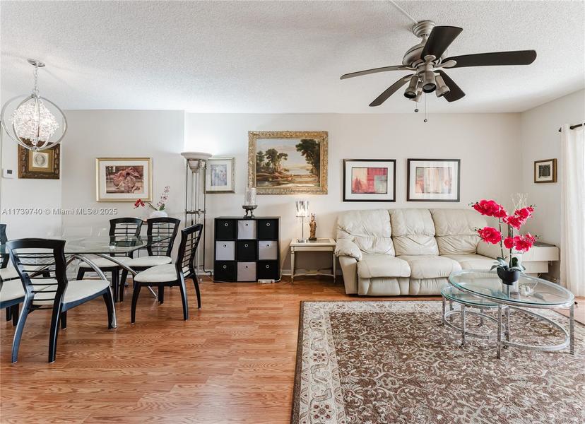 Picture of 4330 Hillcrest Dr # 505, Hollywood FL 33021