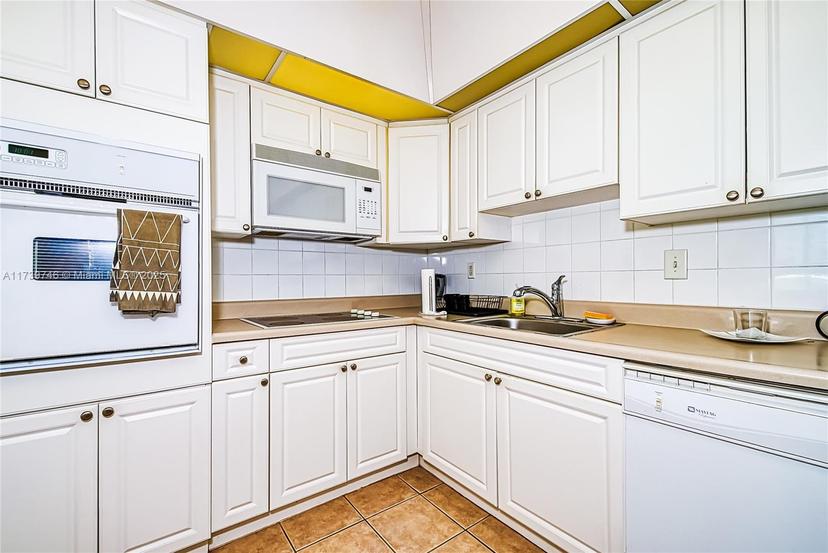 Picture of 19380 Collins Ave # 212, Sunny Isles Beach FL 33160
