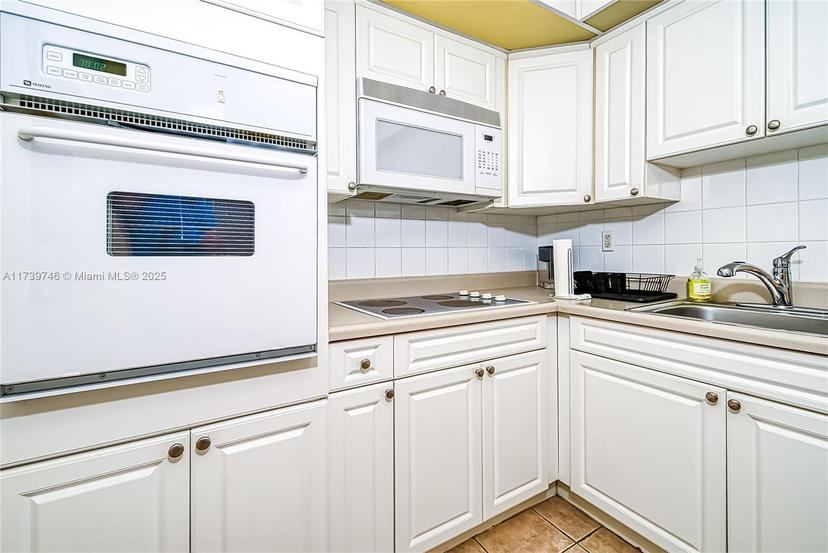 Picture of 19380 Collins Ave # 212, Sunny Isles Beach FL 33160