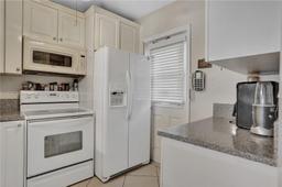 Picture of 5103 NW 35Th St # 601, Lauderdale Lakes, FL 33319