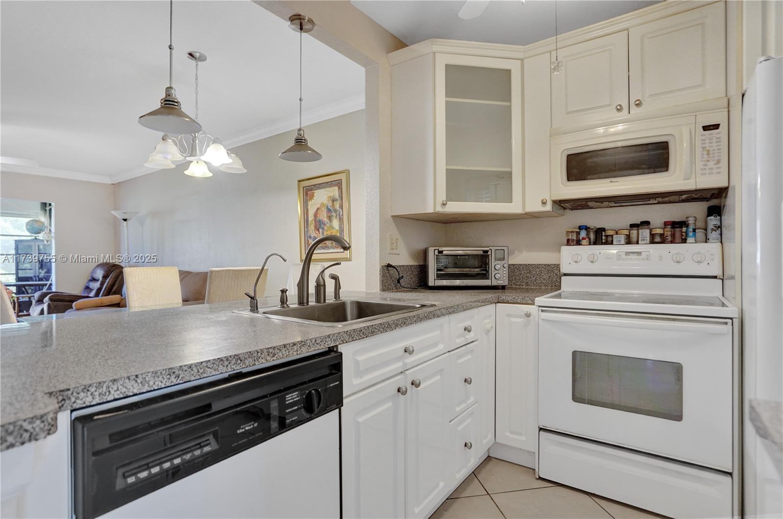 Picture of 5103 NW 35Th St # 601, Lauderdale Lakes, FL 33319