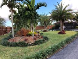 Picture of 18350 SW 214Th St, Miami, FL 33187