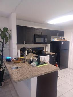 Picture of 3777 NW 78Th Ave # 8E, Davie, FL 33024