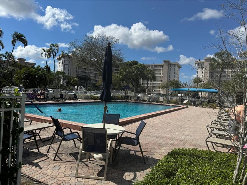 Picture of 3001 S Course Dr # 605, Pompano Beach FL 33069