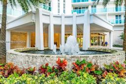 Picture of 100 Bayview Dr # 726, Sunny Isles Beach, FL 33160