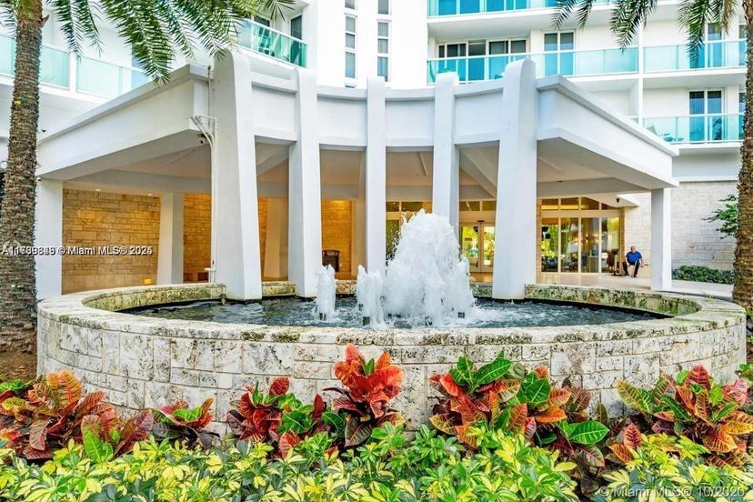 Picture of 100 Bayview Dr # 726, Sunny Isles Beach FL 33160