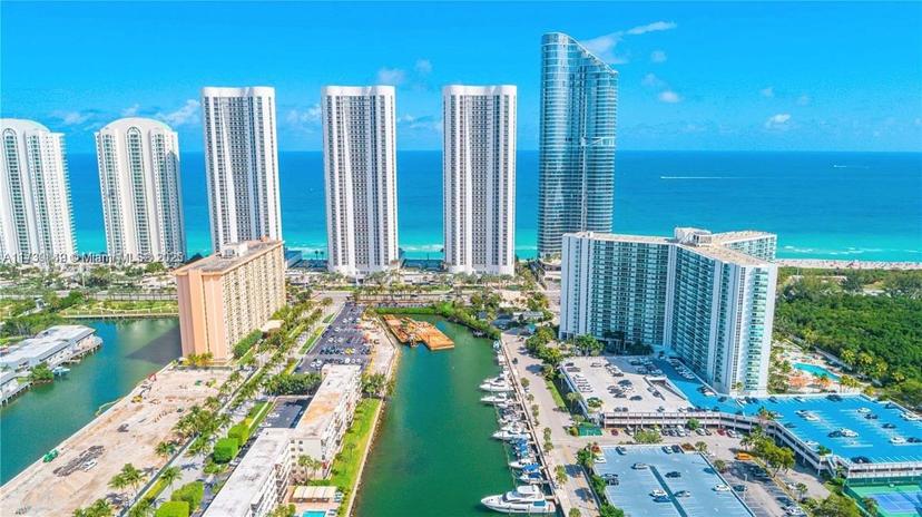 Picture of 100 Bayview Dr # 726, Sunny Isles Beach FL 33160