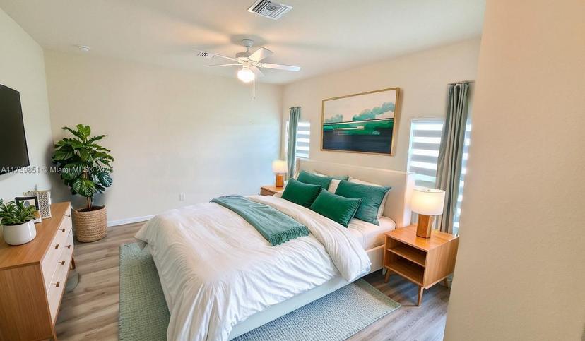 Picture of 6040 Kumquat Cir, La Belle FL 33935