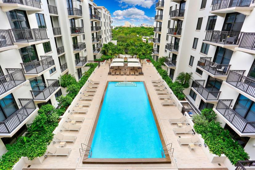 Picture of 301 Altara Ave # 201, Coral Gables FL 33146