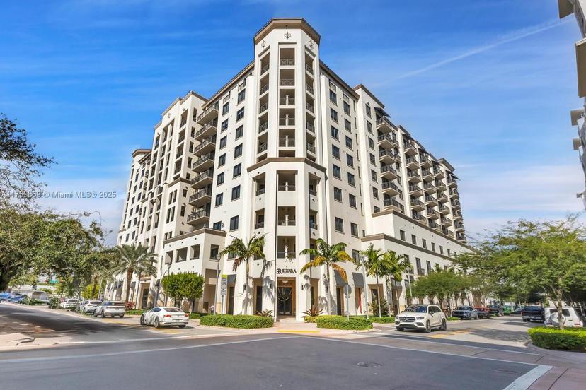 Picture of 301 Altara Ave # 201, Coral Gables FL 33146