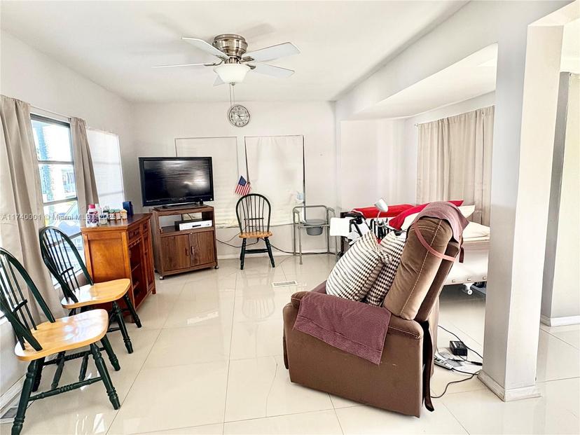 Picture of 1941 SW 85Th Ter, Davie FL 33324