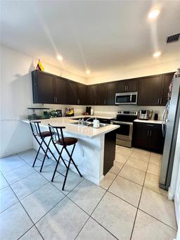 Picture of 1877 SE 26Th Ter, Homestead, FL 33035