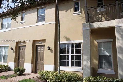 Picture of 530 SW 147Th Ave # 0, Pembroke Pines, FL 33027