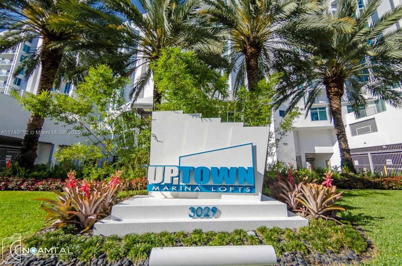 Picture of 3029 NE 188Th St # 802, Aventura FL 33180