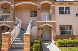 Picture of 2600 SE 12Th Pl # 203, Homestead, FL 33035