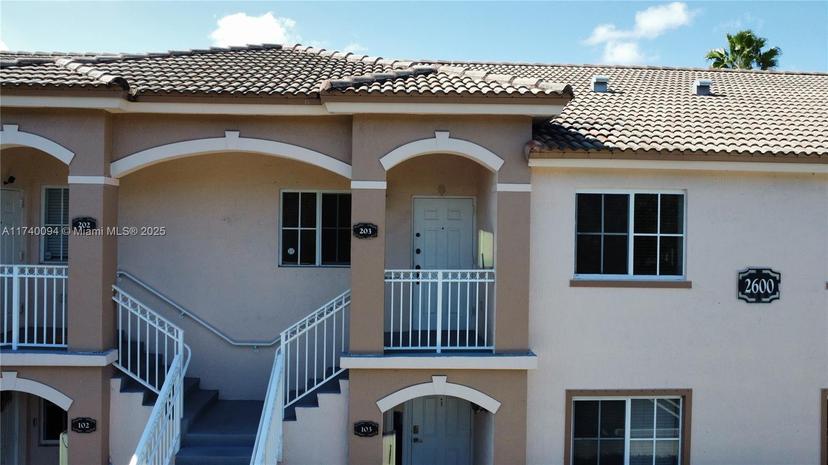 Picture of 2600 SE 12Th Pl # 203, Homestead FL 33035
