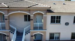 Picture of 2600 SE 12Th Pl # 203, Homestead, FL 33035