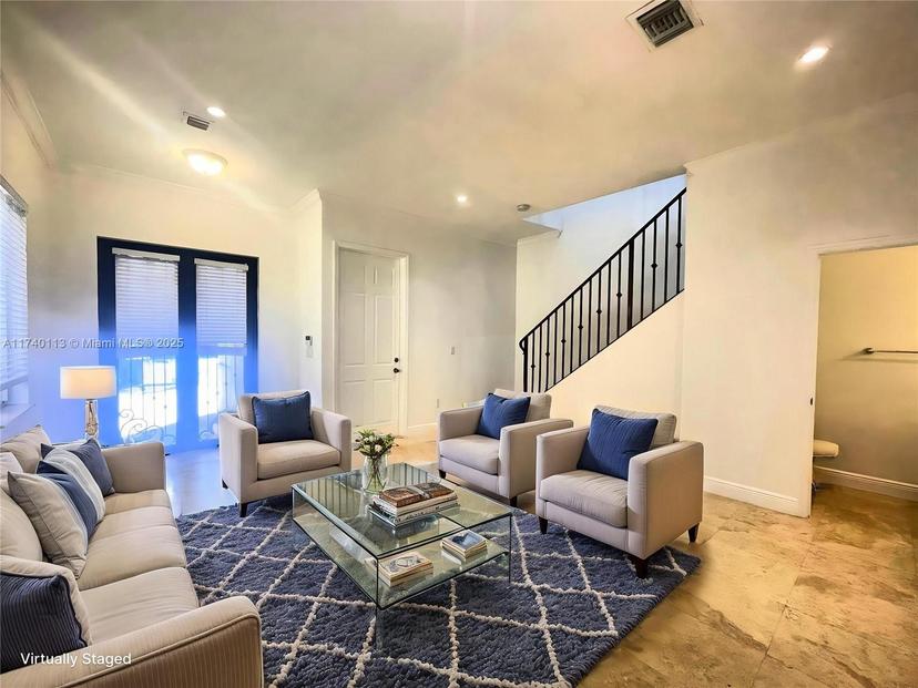 Picture of 3056 Elizabeth St # 3056, Miami FL 33133