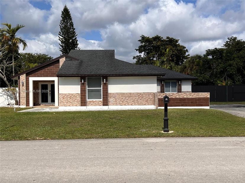 Picture of 15281 SW 153Rd St, Miami FL 33187