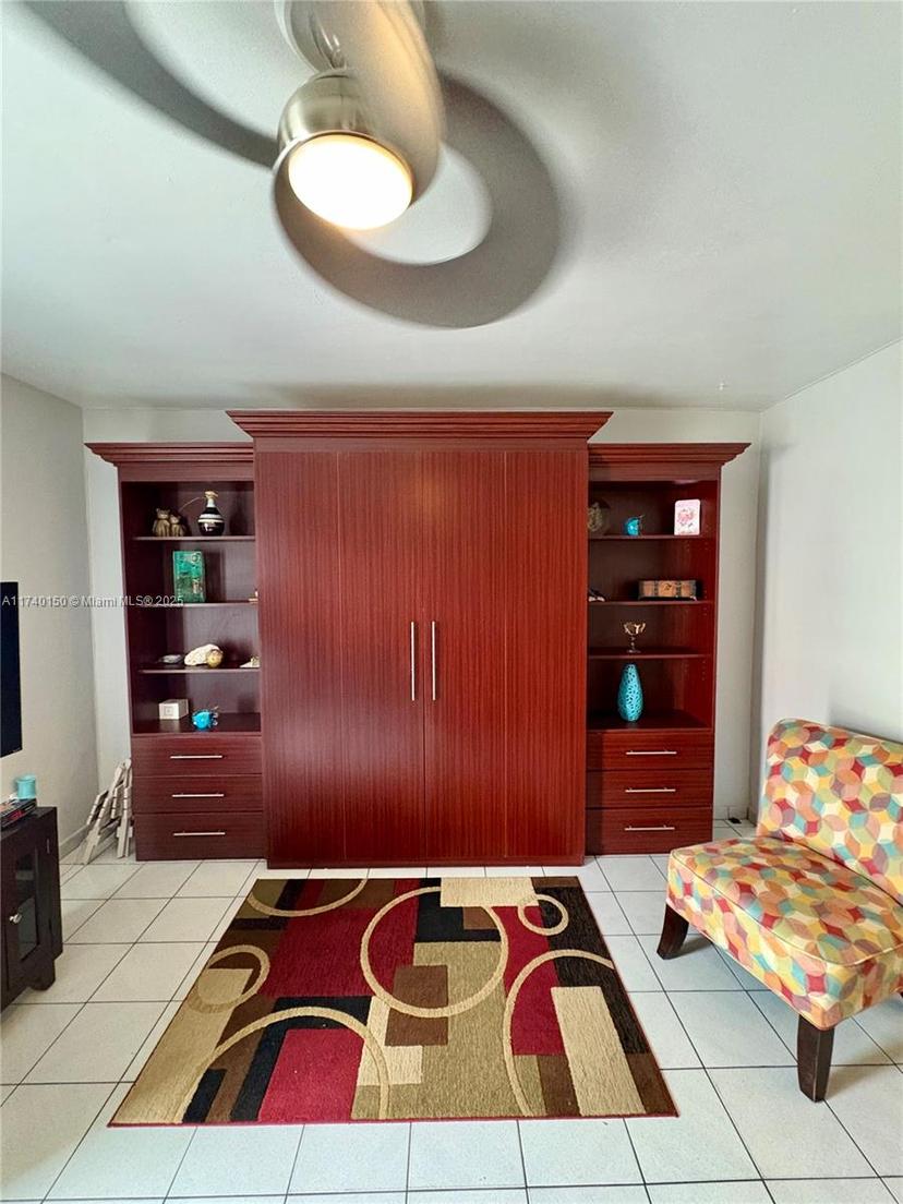 Picture of 1420 Pennsylvania Ave # 205, Miami Beach FL 33139