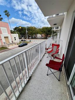 Picture of 1420 Pennsylvania Ave # 205, Miami Beach, FL 33139