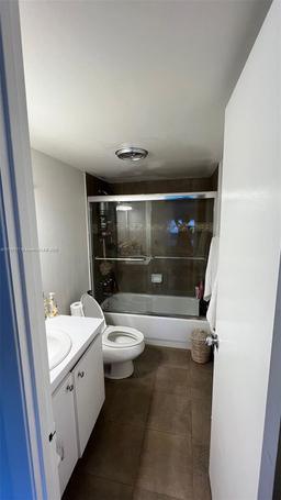 Picture of 401 Golden Isles Dr # 716, Hallandale Beach, FL 33009
