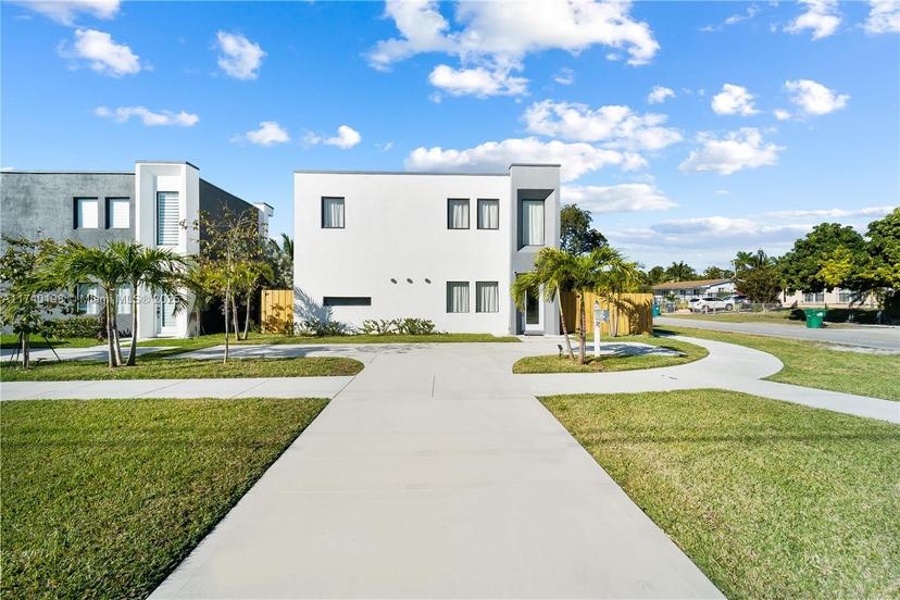 Picture of 18700 SW 117Th Ave, Miami FL 33177