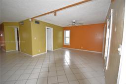 Picture of 3571 Inverrary Dr # 401, Lauderhill, FL 33319
