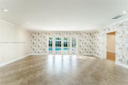 Picture of 2570 NE 209Th Ter, Miami, FL 33180