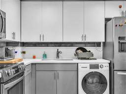 Picture of 10850 N Kendall Dr # 303, Miami, FL 33176