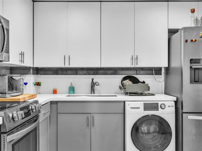 Picture of 10850 N Kendall Dr # 303, Miami FL 33176