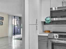 Picture of 10850 N Kendall Dr # 303, Miami, FL 33176