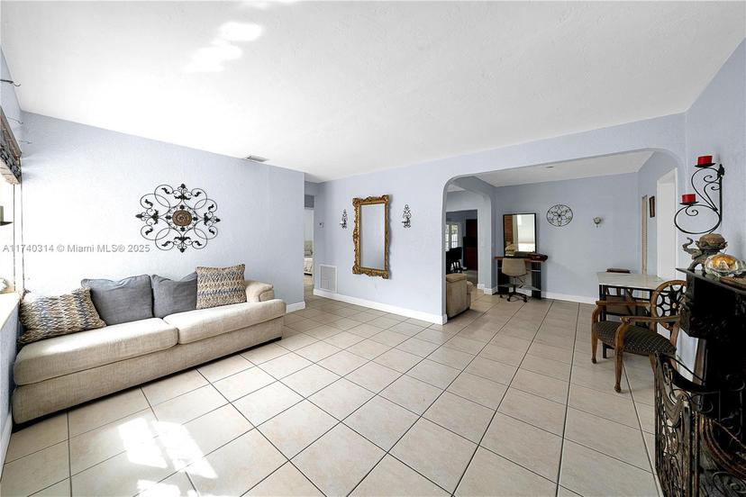 Picture of 500 SW 69Th Ave, Miami FL 33144
