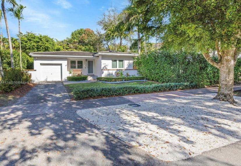 Picture of 1249 Venetia Ave, Coral Gables FL 33134