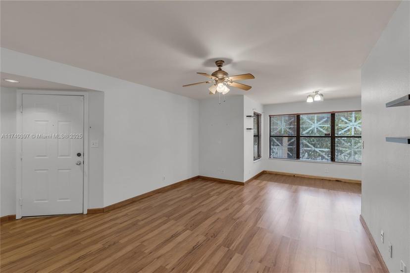 Picture of 2736 S University Dr # 1103, Davie FL 33328
