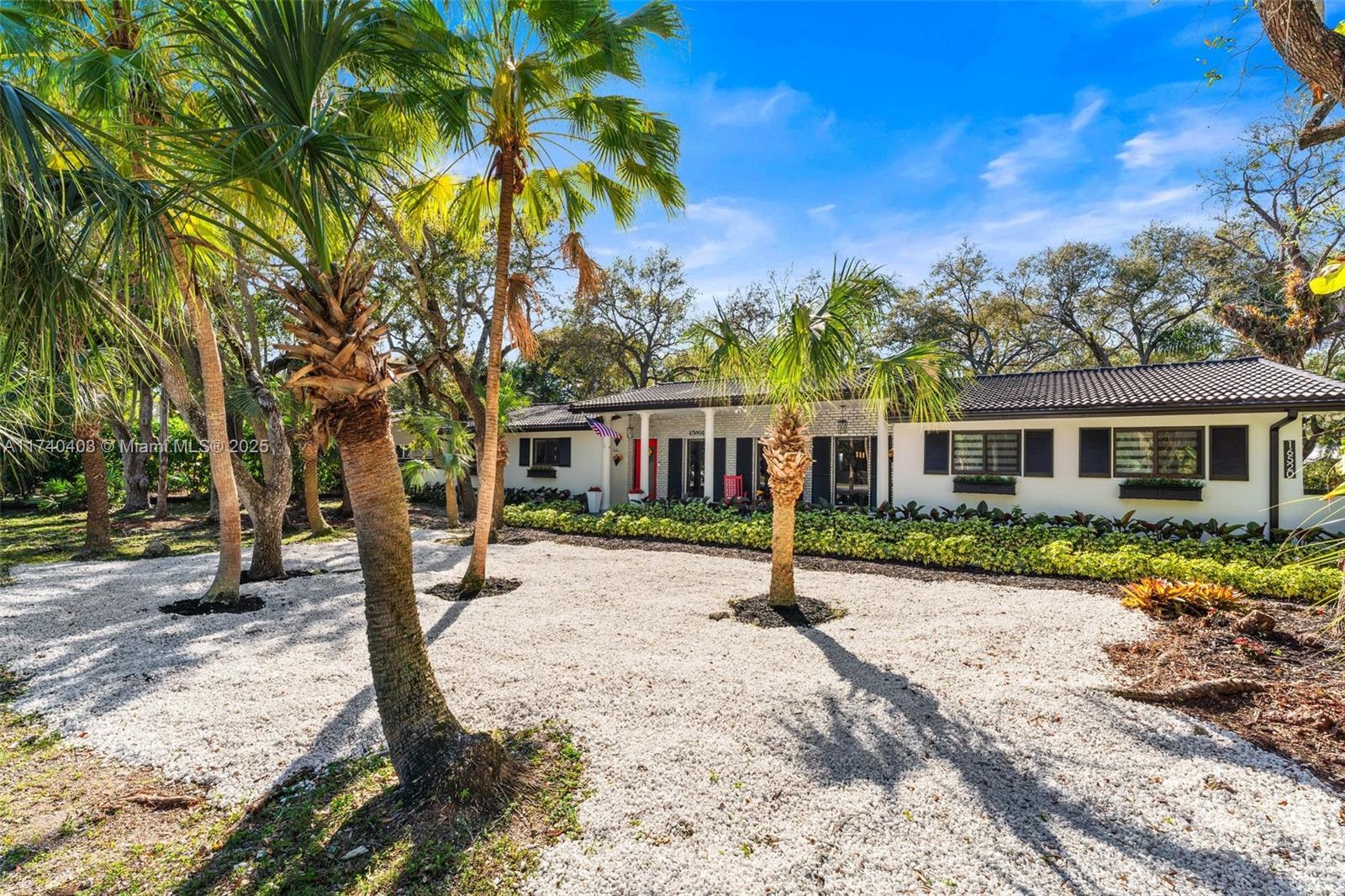 Picture of 16520 SW 80Th Ave, Palmetto Bay, FL 33157