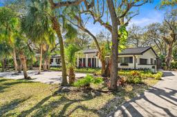 Picture of 16520 SW 80Th Ave, Palmetto Bay, FL 33157