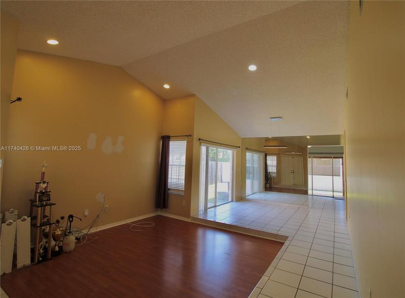 Picture of 6049 SW 128Th Ct, Miami FL 33183