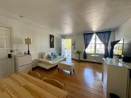 Picture of 940 7Th St # 940D, Miami Beach, FL 33139
