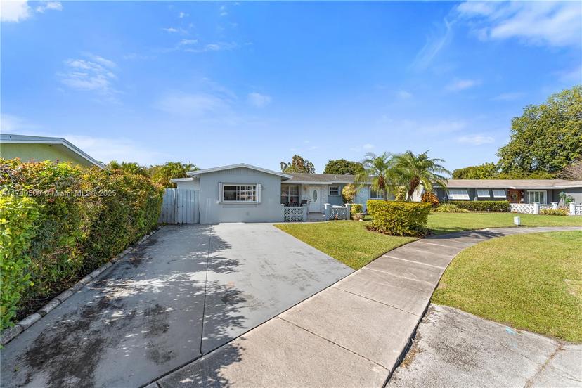 Picture of 8100 SW 95Th Ct, Miami FL 33173