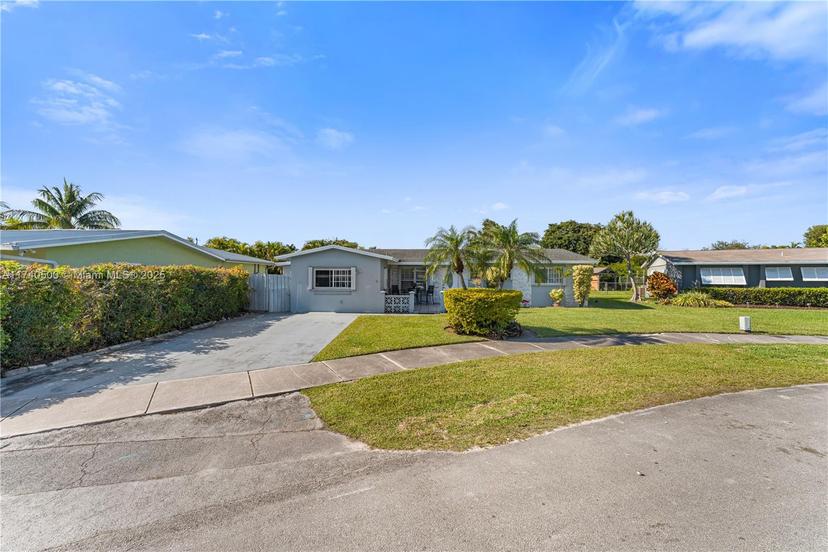 Picture of 8100 SW 95Th Ct, Miami FL 33173