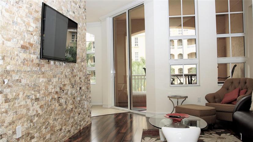 Picture of 3001 NE 185Th St # 428, Aventura FL 33180
