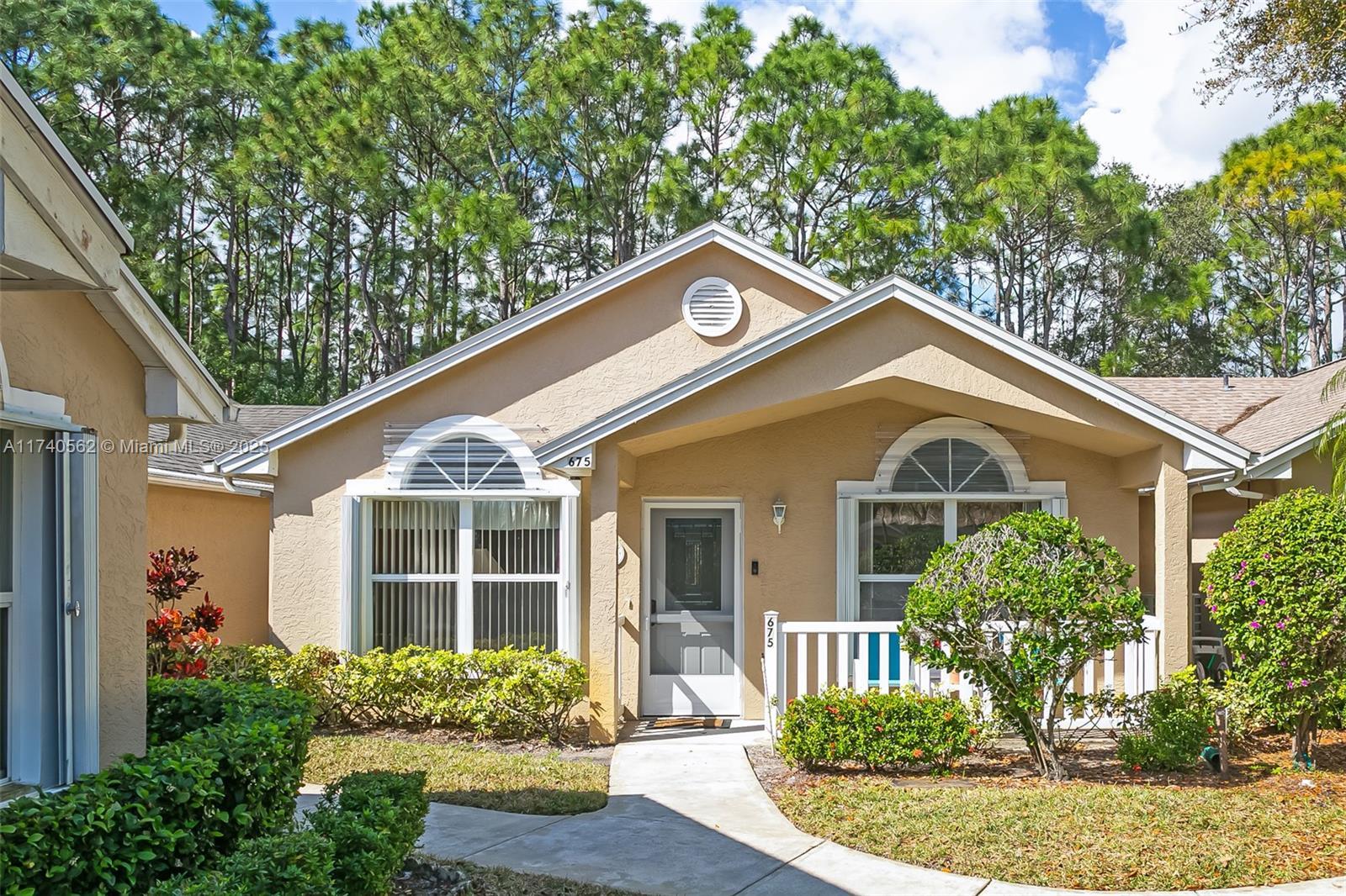 Picture of 675 NW San Remo Cir, Port St. Lucie, FL 34986