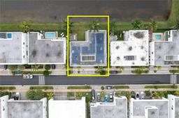Picture of 10272 NW 75Th Ter, Doral, FL 33178