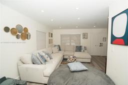 Picture of 7113 SW 13Th St, Miami, FL 33144